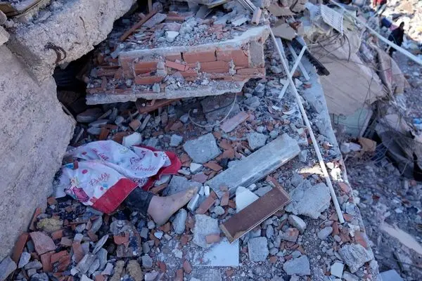 ویدئو| لحظه وقوع زلزله وحشتناک ۸ ریشتری در پاکستان 