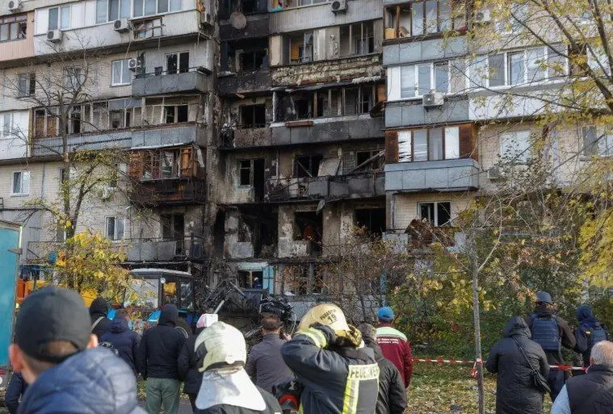 جزئیات حمله پهپادی اوکراین به روسیه؛ دو فرودگاه مسکو تعطیل شد / شهردار مسکو: نیروهای دفاعی روسیه در ۵ ساعت ۲۸ پهپاد را سرنگون کردند