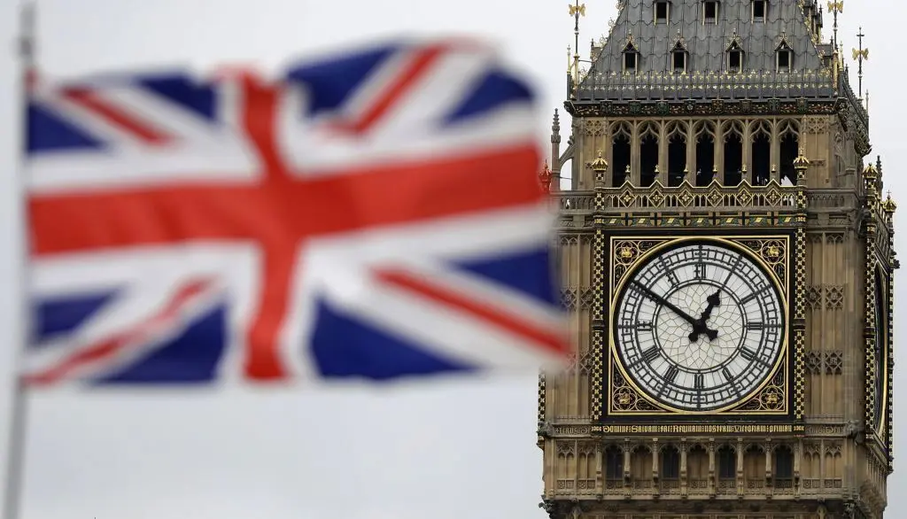 سفیر ایران در انگلیس: حوادث اخیر بخشی از راهبرد اسرائیل برای کشاندن ترامپ به درگیری تازه است/ لندن اجازه ندهد در این توطئه خطرناک گرفتار شود