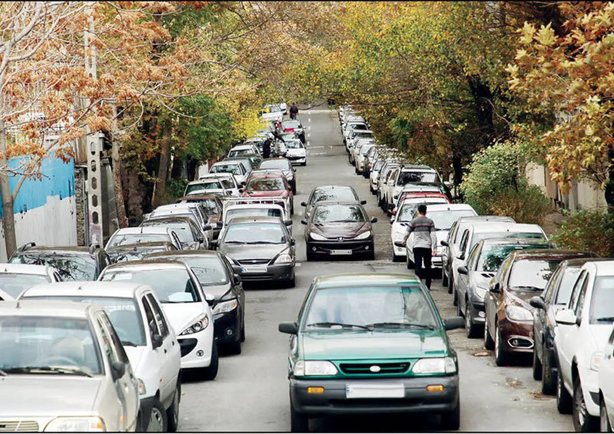 کمبود یک میلیون و ۵۰۰ هزار پارکینگ در پایتخت/ تهرانی‌ها برای پیدا کردن جای پارک ۲۰ تا ۴۰ دقیقه معطل می‌شوند