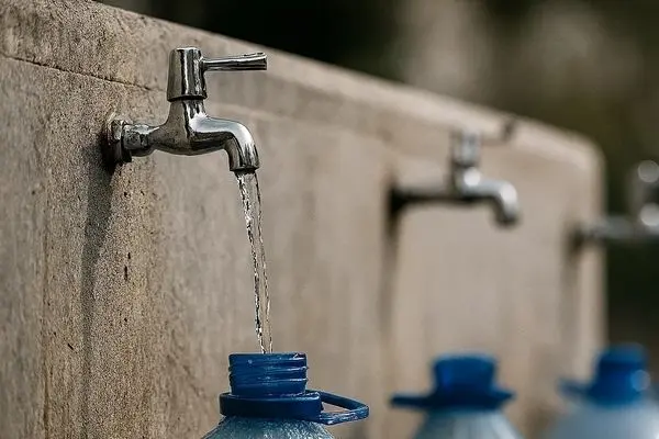 معاون استانداری تهران: آب در شهر نداریم؛ افت فشار ادامه دارد/ در هر ثانیه، ۵ هزار لیتر آب از طالقان به پایتخت منتقل می‌شود