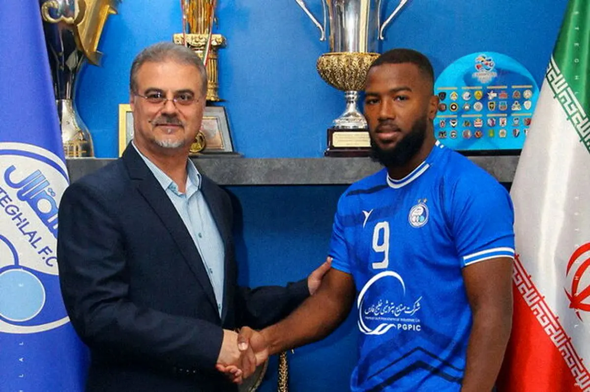 رسمی؛ قرارداد مهاجم جدید استقلال امضا شد