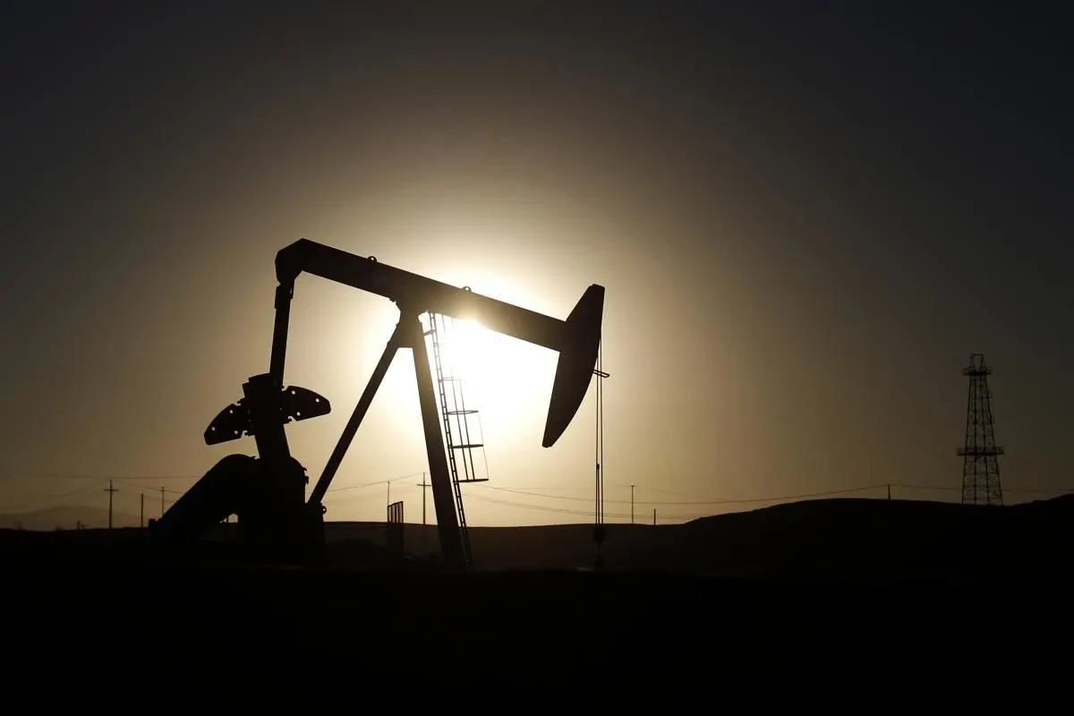 حمایت امارات از کاهش تولید نفت اوپک