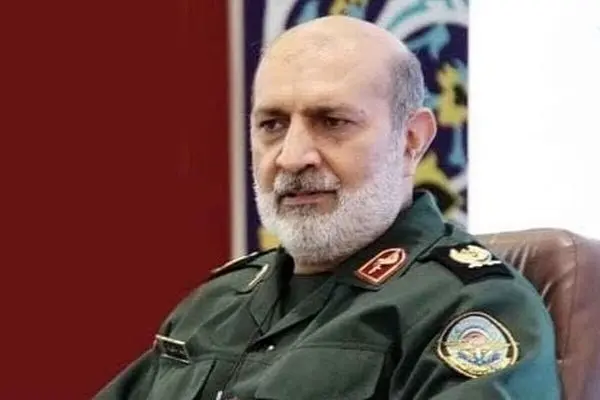 سردار سنایی‌راد: به موازات مذاکرات، نیرو‌های مسلح ما دست به ماشه و آماده‌اند که هرگونه تهدید احتمالی را جواب بدهند