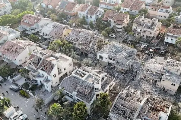 گزارش روزنامه اعتماد از تلفات آمریکا و اسرائیل در حملات ایران / هزاران کشته یا چند ده کشته؟