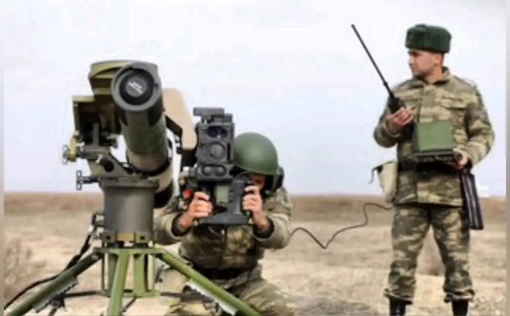 استفاده از موشک‌های ضد زره اسرائیلی در رزمایش آذربایجان+ ویدئو