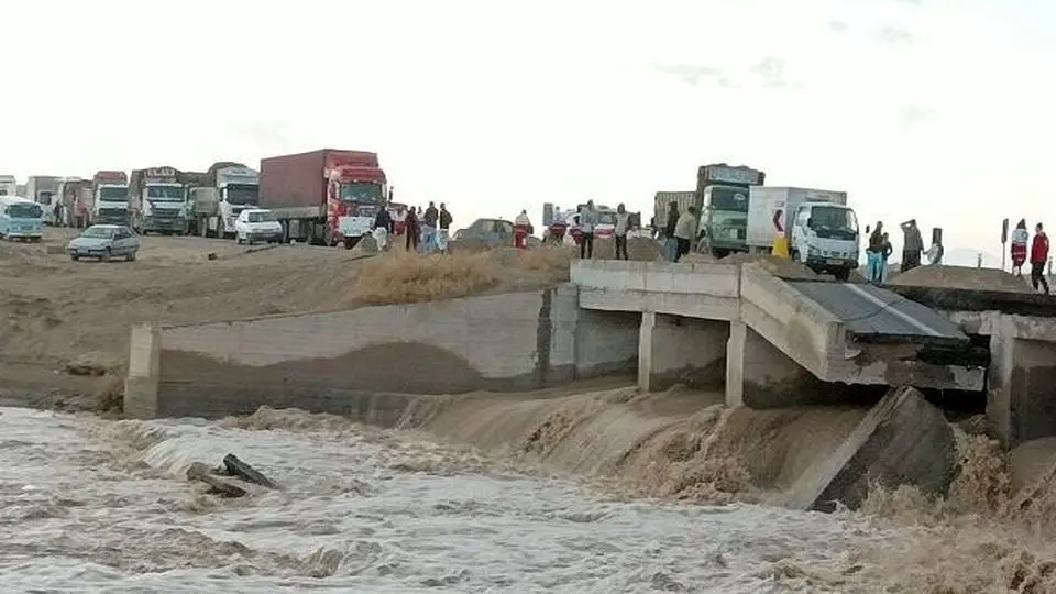سیلاب در چابهار؛ قطع راه‌های ارتباطی 42 روستا، برق 6 روستا قطع شد