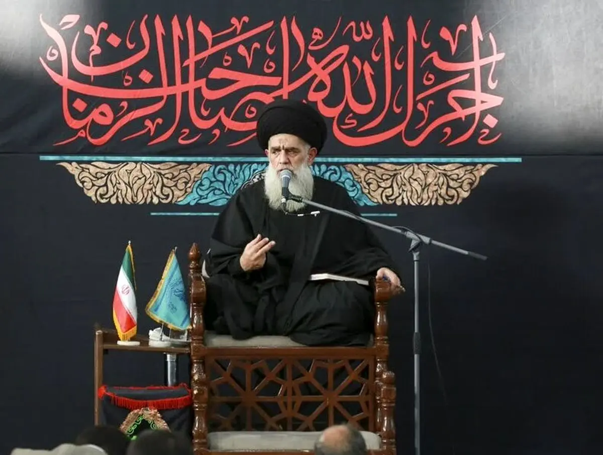 یک استاد حوزه: امروز دشمنان معترفند که ایران به دلیل باور عمیق به منجی، قدرت عبور از بحران‌ها را دارد؛ بارش باران و رفع بلا به امضای امام زمان(عج) می‌شود 