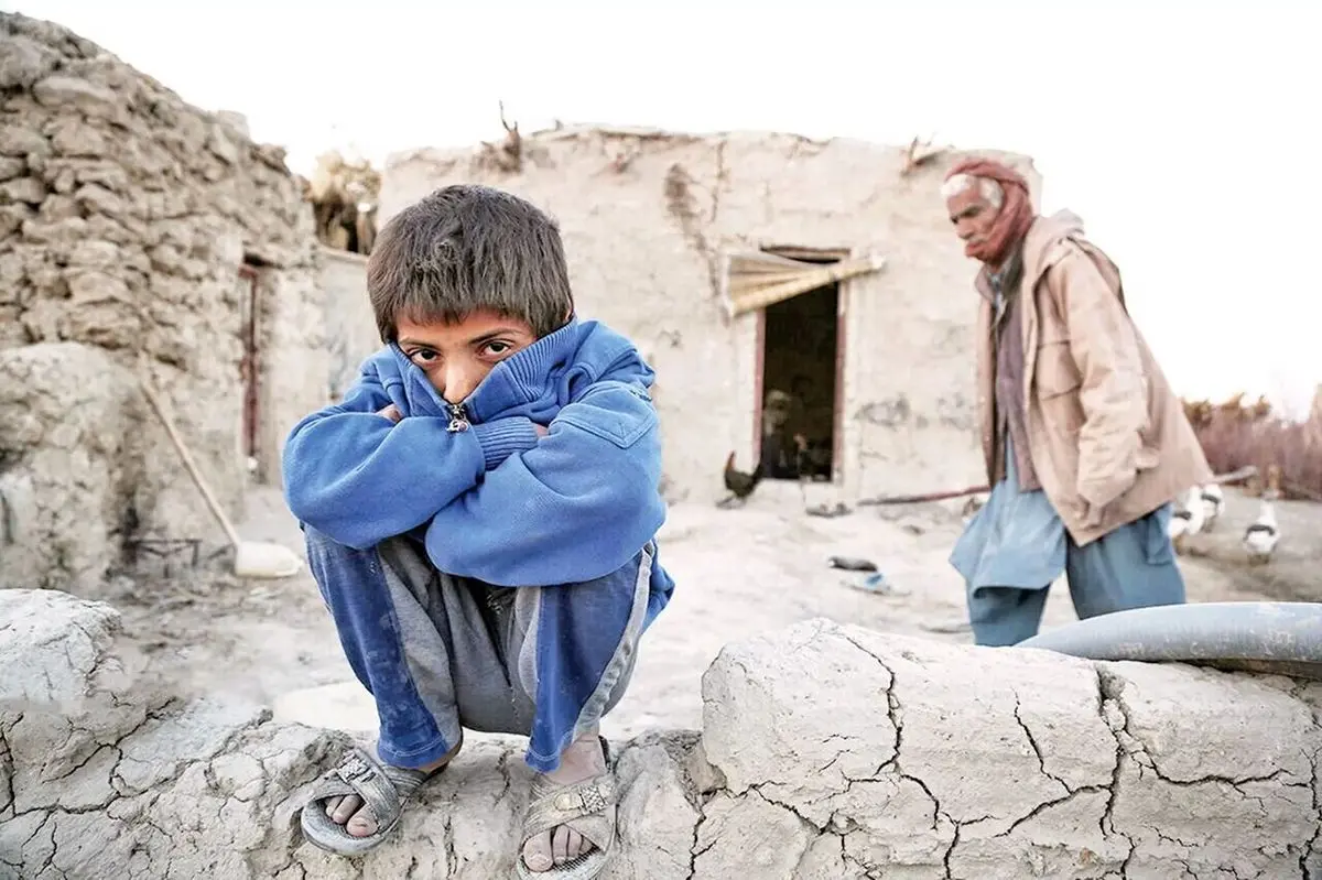 وضعیت کودکان کار در سیستان و بلوچستان؛ اوج هیجان را با سوخت‌بری با سرعت 220 کیلومتر تجربه می‌کنند!