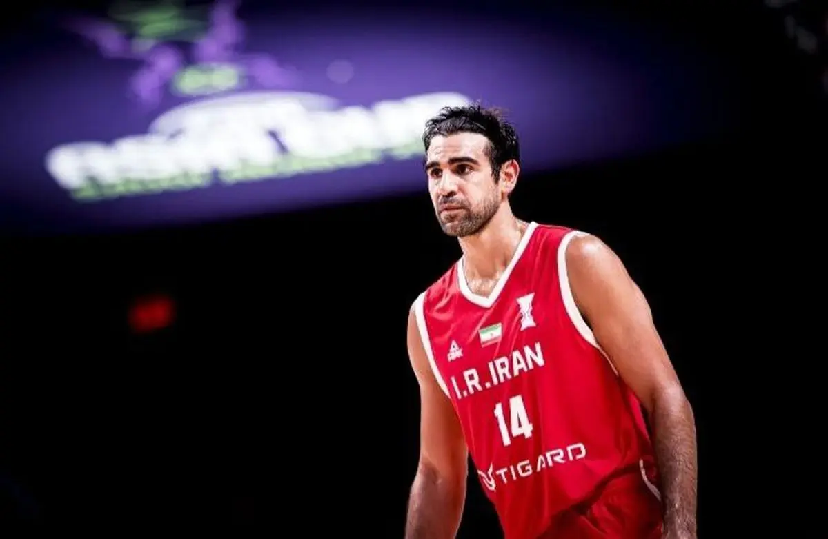 بمب استقلال این بار در بسکتبال؛ کاپیتان تیم ملی آبی پوش شد