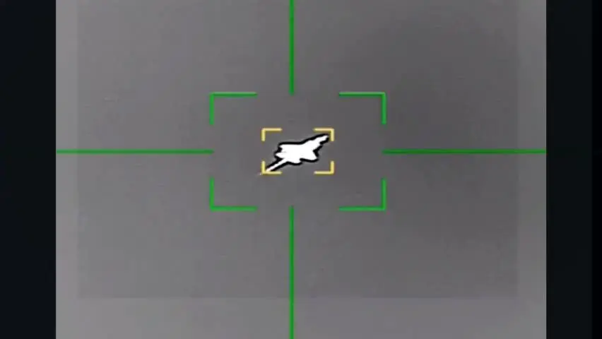 ویدئویی از لحظه انهدام جنگنده F۳۵ بر فراز آسمان ایران