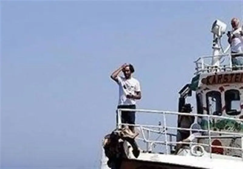 الجزیره: یک کشتی اصلی از ناوگان شکستن حصر غزه در سواحل تونس هدف حمله پهپادی قرار گرفت