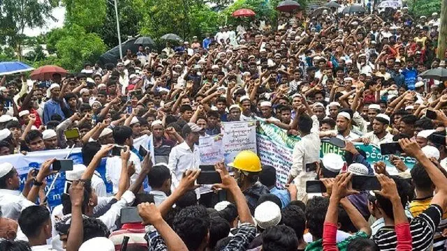 تظاهرات هزاران آواره روهینگیا در بنگلادش/ «خواستار بازگشت به میانمار هستیم»