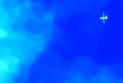 ببینید| پرواز پهپاد جاسوسی اسرائیل بر فراز آسمان