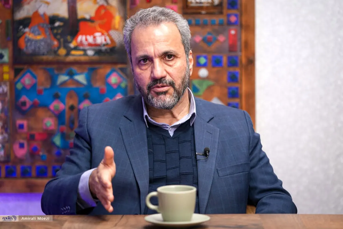 مهاجران افغان باید مالیات دهند