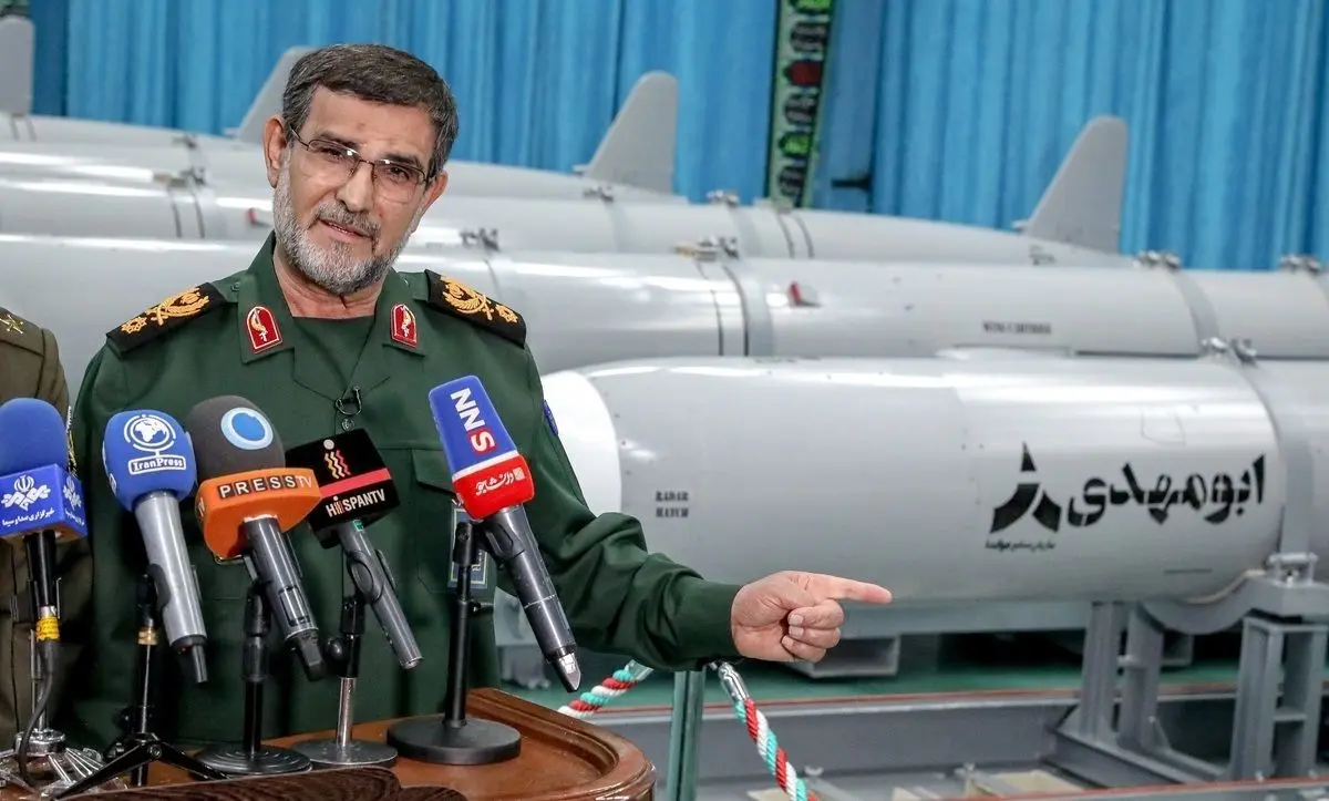 خبر مهم مقام بلندپایه سپاه از ساخت و رونمایی از ۲ موشک هواپایه