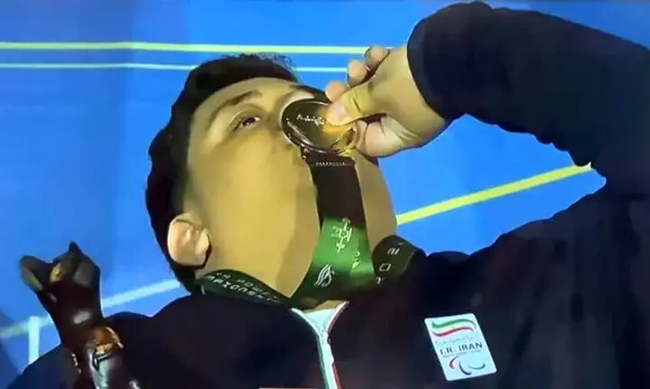 مدال طلای فوق سنگین وزنه برداری به ایران رسید