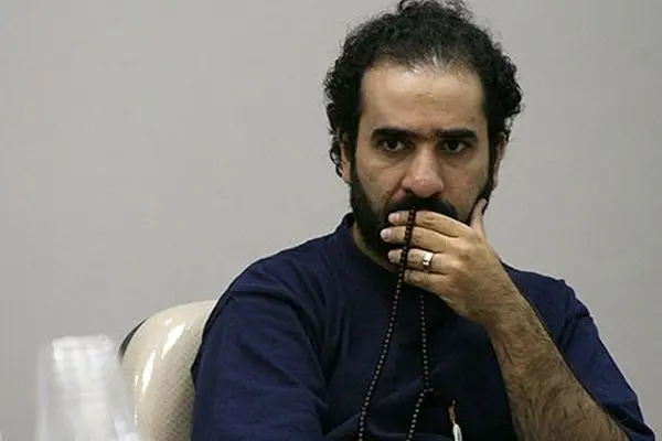 درخواست خانواده رضا امیرخانی؛ از مراجعه حضوری برای ملاقات با رضا  خودداری کنید