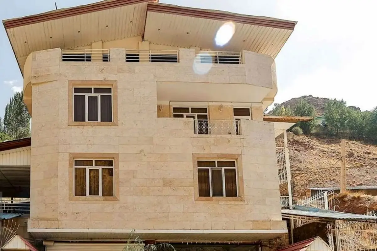 جهانگیر: ۱۵ هکتار اراضی در شهرستان شمیرانات در سال ۱۳۷۵، با تخفیف ۵۰ درصدی و به صورت اقساطی به فروش رسیده که پرونده آن در حال رسیدگی است/ پرونده‌  «چشم مگسی» در دماوند  مورد اعتراض و بررسی مجدد قرار گرفته