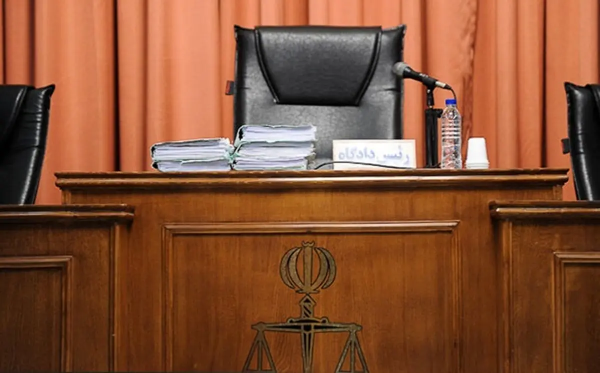 محکومیت یک نماینده سابق مجلس به ۱۴ ماه حبس و نماینده تهران به ۳ ماه حبس و منع فعالیت رسانه‌ای