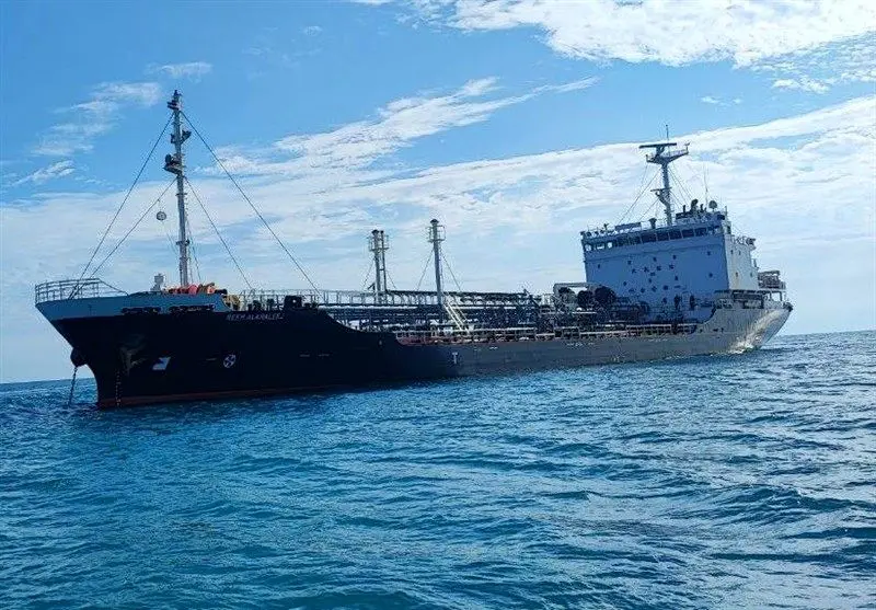 قاچاق،سوخت،كشتي،قضايي،مبارزه،پرونده،نفتكش،قشم،هرمزگان،يكم،سپ ...