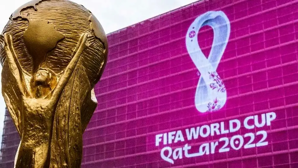 جام جهانی به میدان ولیعصر آمد+ عکس