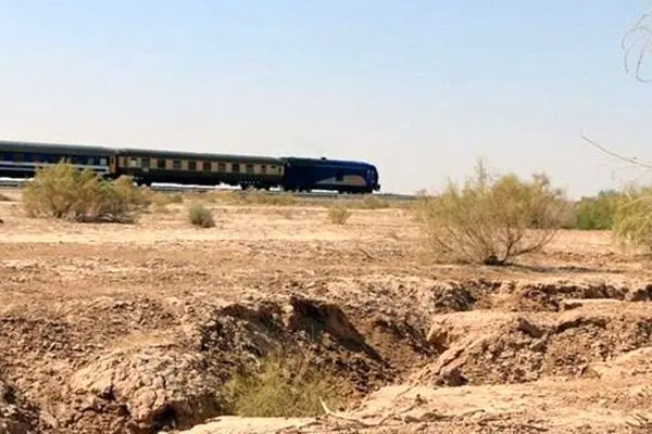 رییس سازمان نقشه‌برداری: به جز استان‌های حاشیه دریاچه خزر، مناطق دیگر با معضل فرونشست زمین رو‌به‌رو هستند
