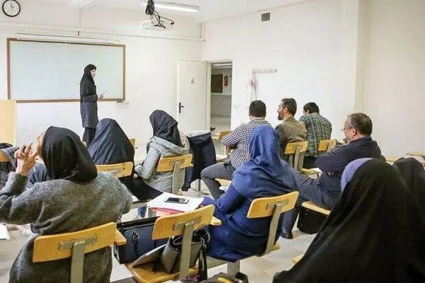 وزارت بهداشت: ۶۰ دانشجوی علوم پزشکی که احکام ۱۴۰۱ و ۱۴۰۲ را داشتند به کلاس درس بازگشتند