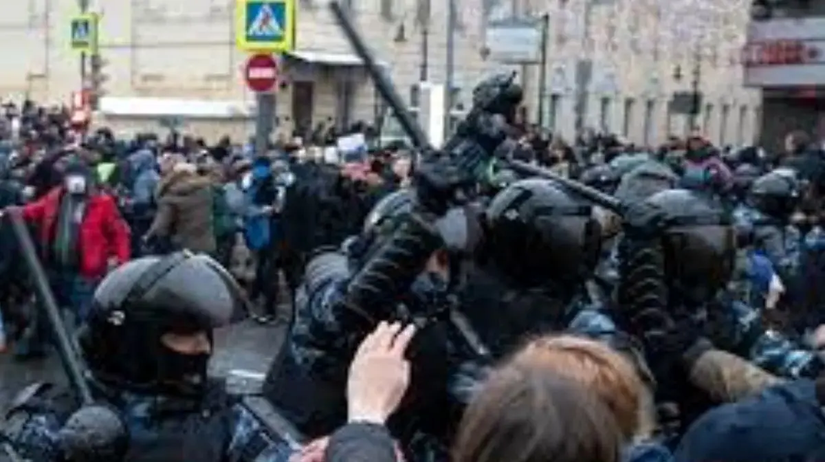 ۷۳ نفر در روسیه در مراسم یادبود ناوالنی بازداشت شدند