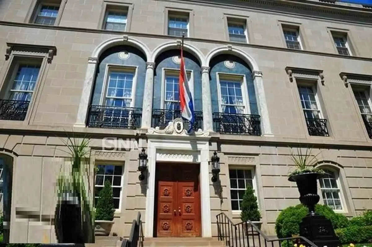 خبرگزاری دانشجو: تعطیلی سفارت هلند در تهران کذب است