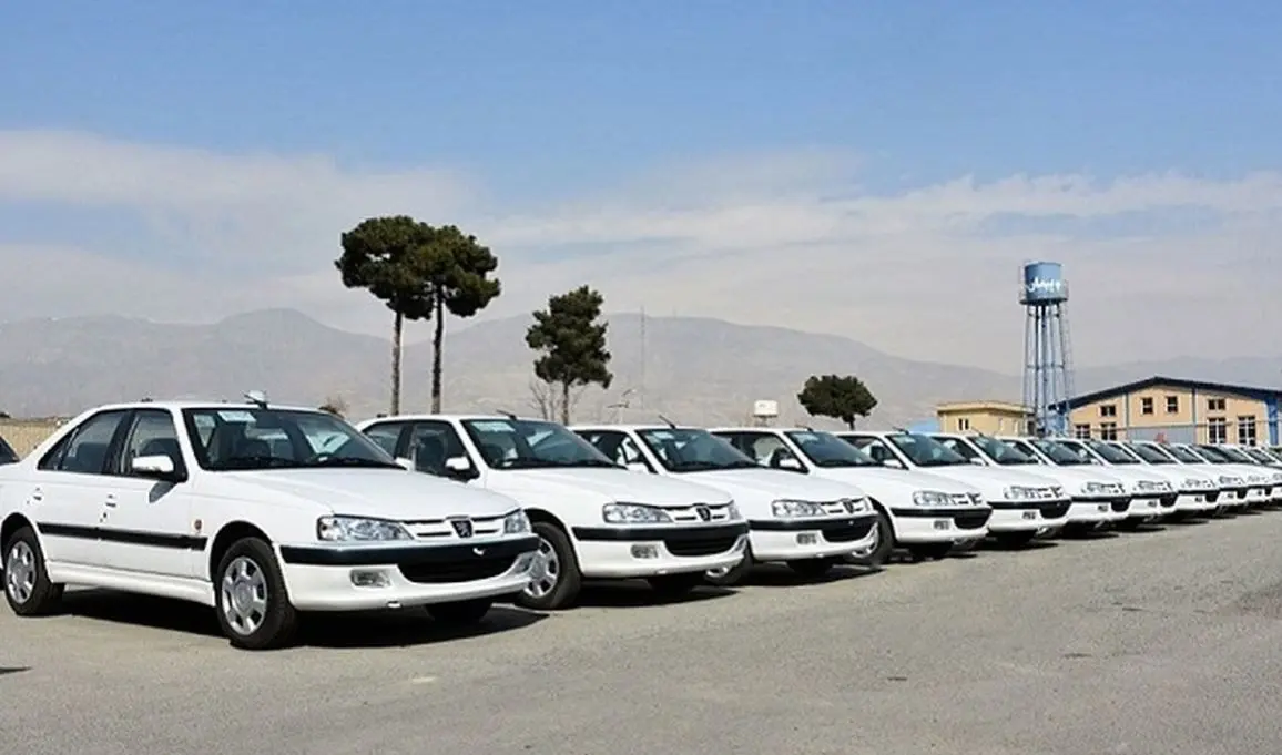 قیمت روز محصولات ایران خودرو شنبه ۱۱ شهریور ۱۴۰۲ در بازار آزاد/ پژو پارس، 207، 206 و دنا چند خرید و فروش شدند؟ + جدول قیمت‌ها