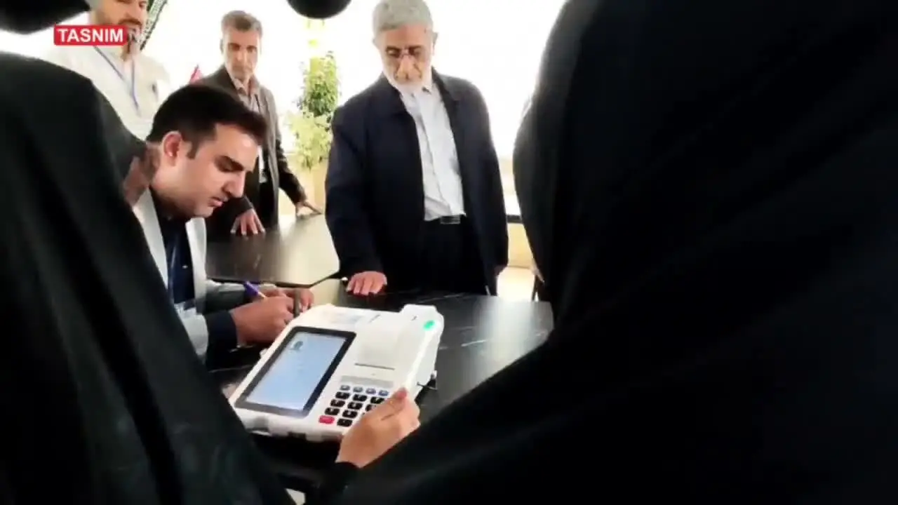 ببینید | فرمانده نیروی قدس سپاه در این شهر رای داد