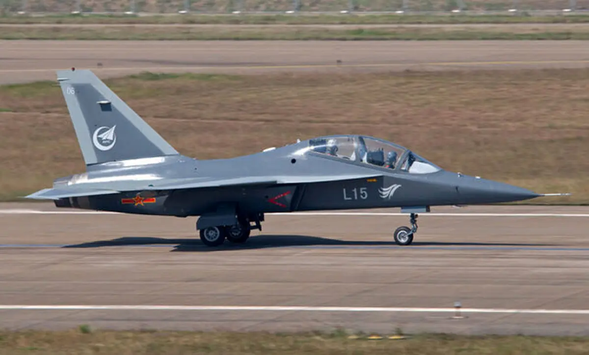 امارات از چین هواپیمای نظامی خریداری می‌کند