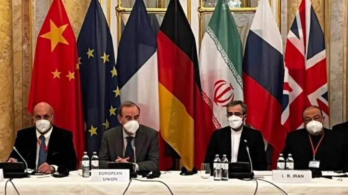 ایران مسیر توسعه را به مذاکرات گره نزده است