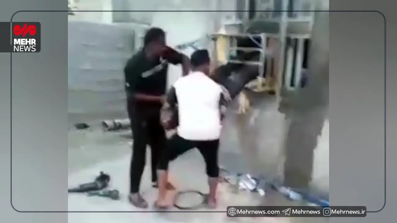 ببینید| وقوع حریق در یک منزل مسکونی در بخش رودخانه رودان