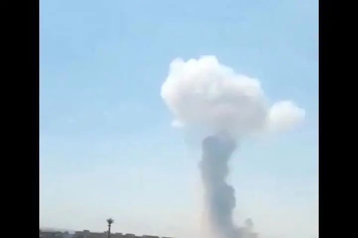 ببینید| شنیده‌شدن صدای انفجار در قاهره و بلندشدن دود از محل انفجار 