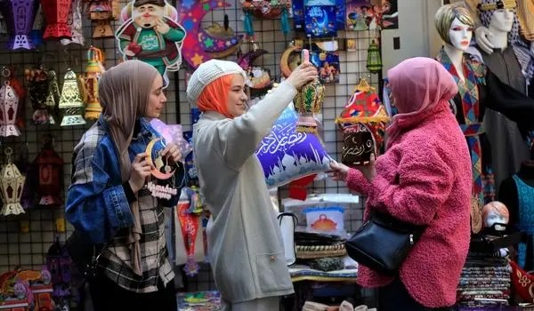 شهر وان ترکیه در ماه رمضان چگونه است؛ روزه‌خواری چقدر رواج دارد؟