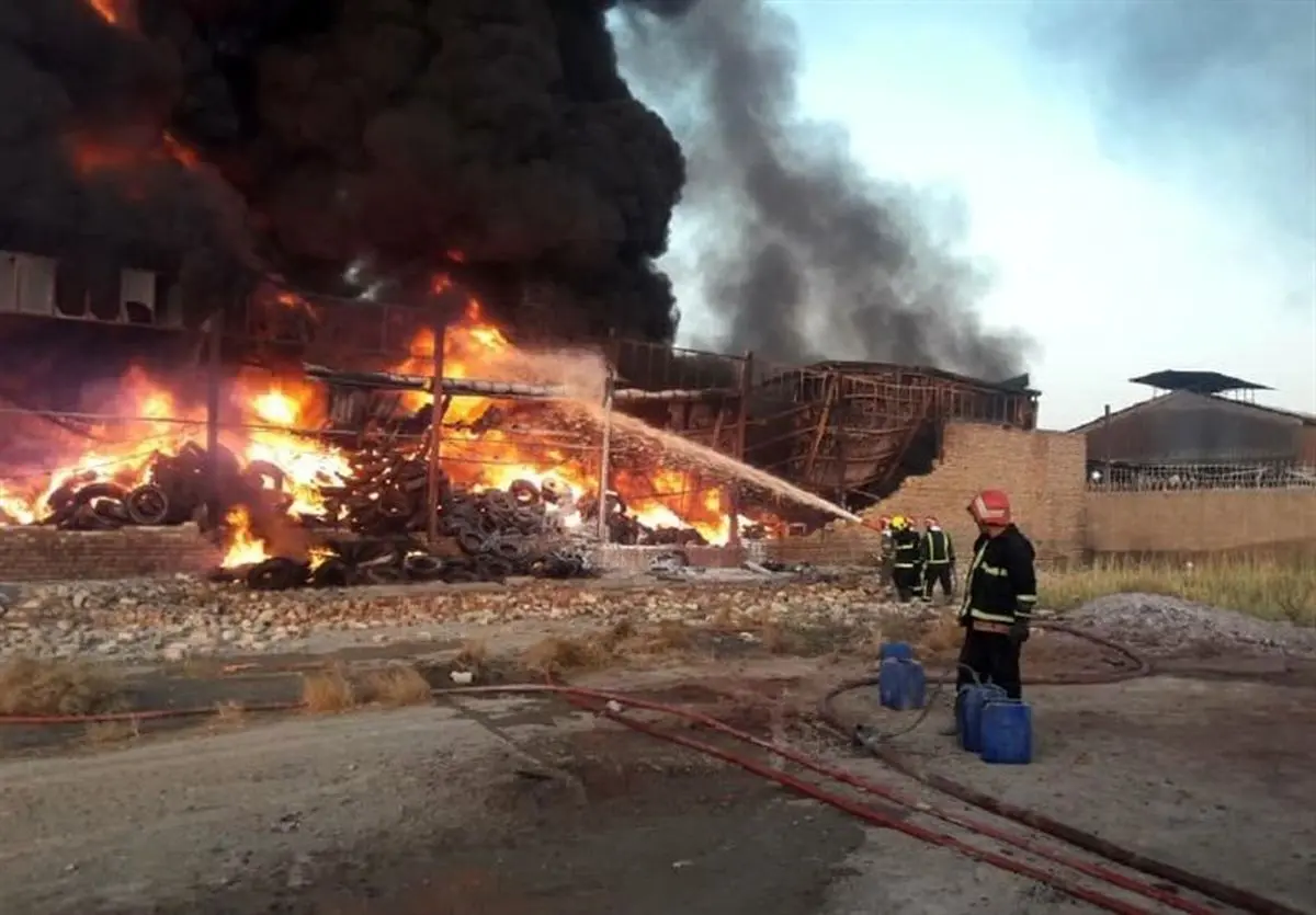 ویدیو | آتش‌سوزی در شرکت پترو پالایش گهر دورود