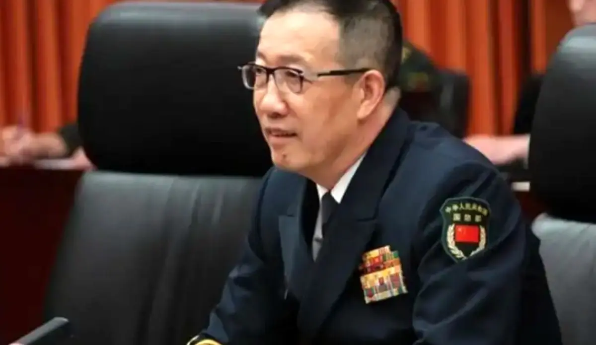 وزیر دفاع چین به آمریکا: درباره مسئله تایوان محتاط باشید