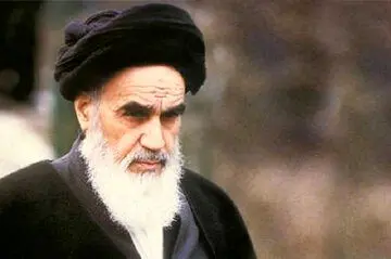تصویر دیده‌نشده از برادر کت‌وشلواری امام خمینی(ره)