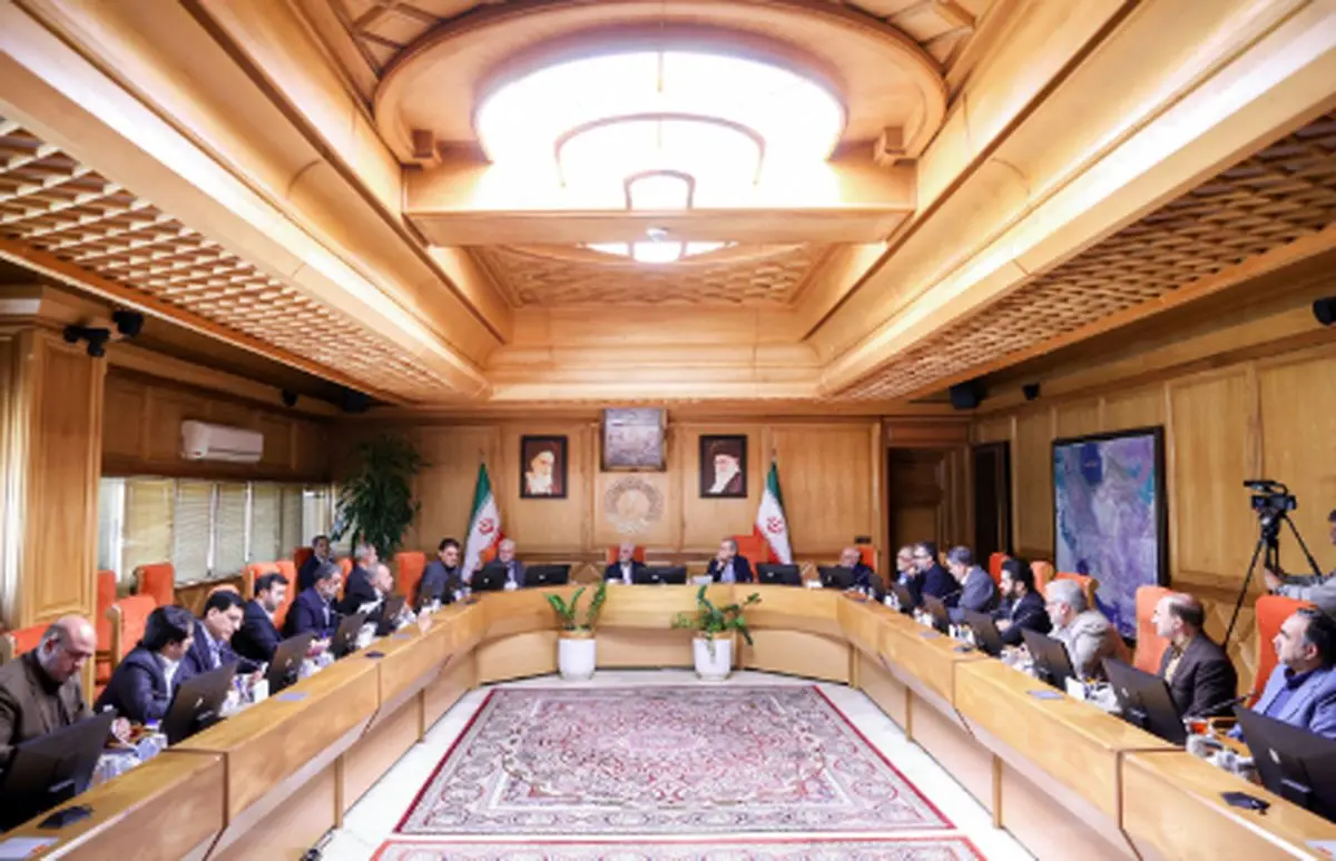 دکتر پزشکیان در نشست شورای معاونین وزارت کشور: حتی اگر کسی مرتکب خلافی شد، در کنار رسیدگی به تخلفش، اجازه ندهیم ذرهای از حقوق حقه او تضییع شود