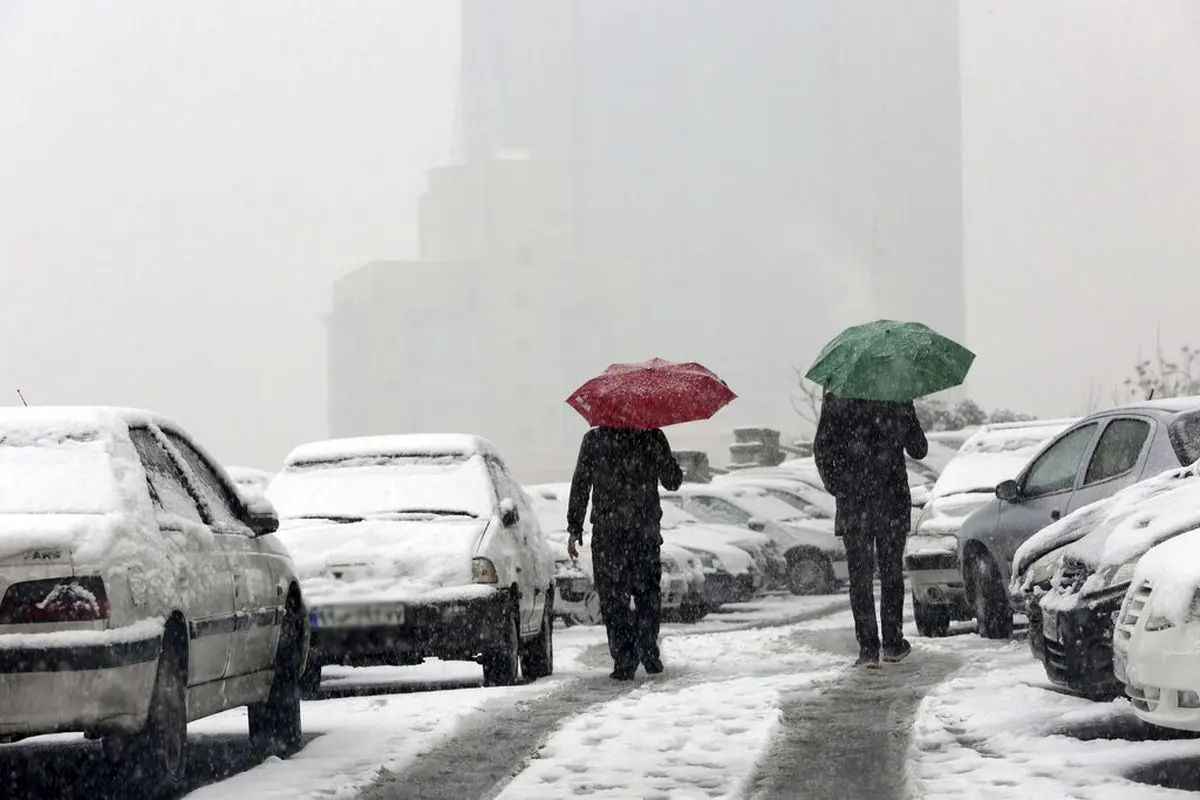 بارش برف در 19 استان کشور/ اسکان اضطراری 240 هموطن