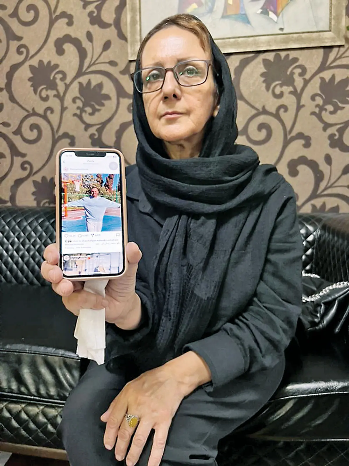 انتظار مادر جوان ورزشکار برای دستگیری زورگیرانی که فرزندش را به قتل رساندند