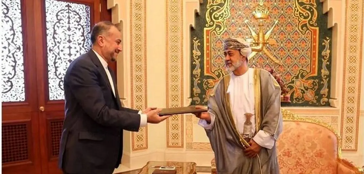 پیام مکتوب رئیسی به دست سلطان عمان رسید