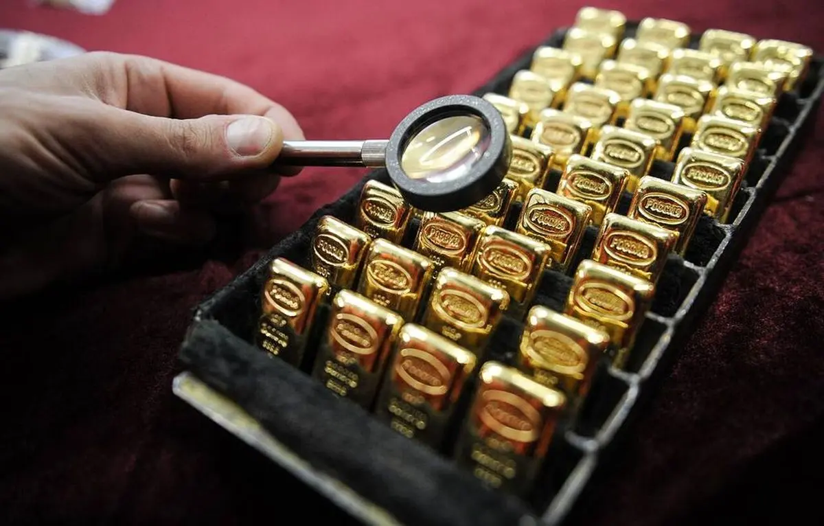 خرید بی‌سابقه طلا توسط روس‌ها؛ جنگ اوکراین مسکو را به سمت خرید فلز زرد کشانده است