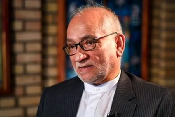 کاش آیت‌الله هاشمی به جای مجمع تشخیص بر کرسی یک حزب نشسته‌ بود