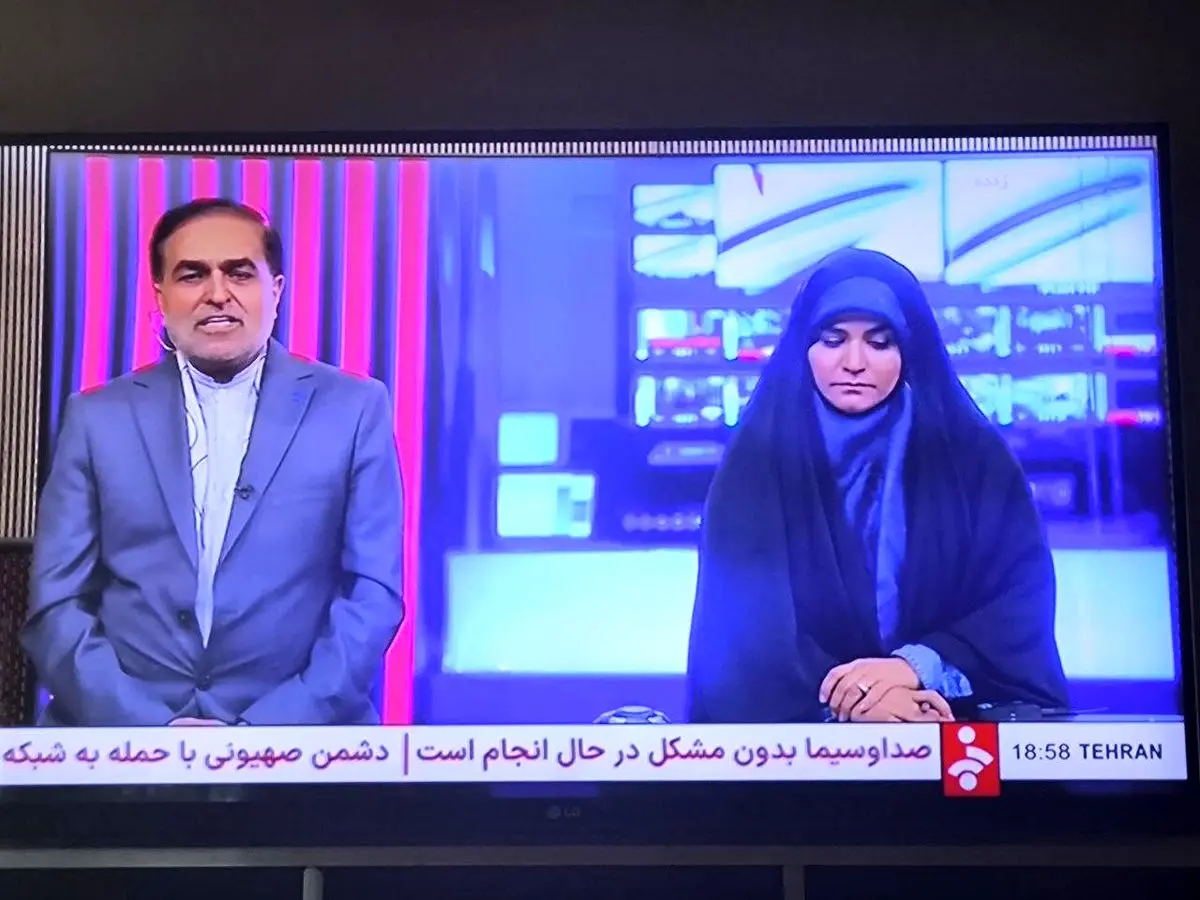 انتقاد خبرگزاری تسنیم: سحر امامی «قهرمان» را با افراط به «ضدقهرمان» تبدیل نکنید؛ اهدای «دان یک» تکواندو به سحر ایشان حرکتی نمادین بود اما خالی از معنا!