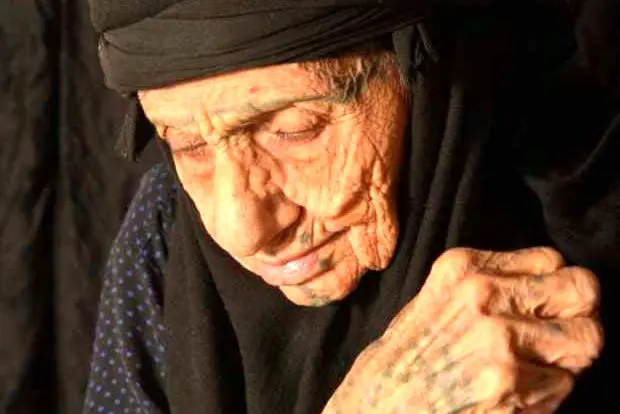 درگذشت مسن‌‌ترین فرد عراق در ۱۳۶ سالگی/ راز عمر طولانی این زن عراقی چه بود؟