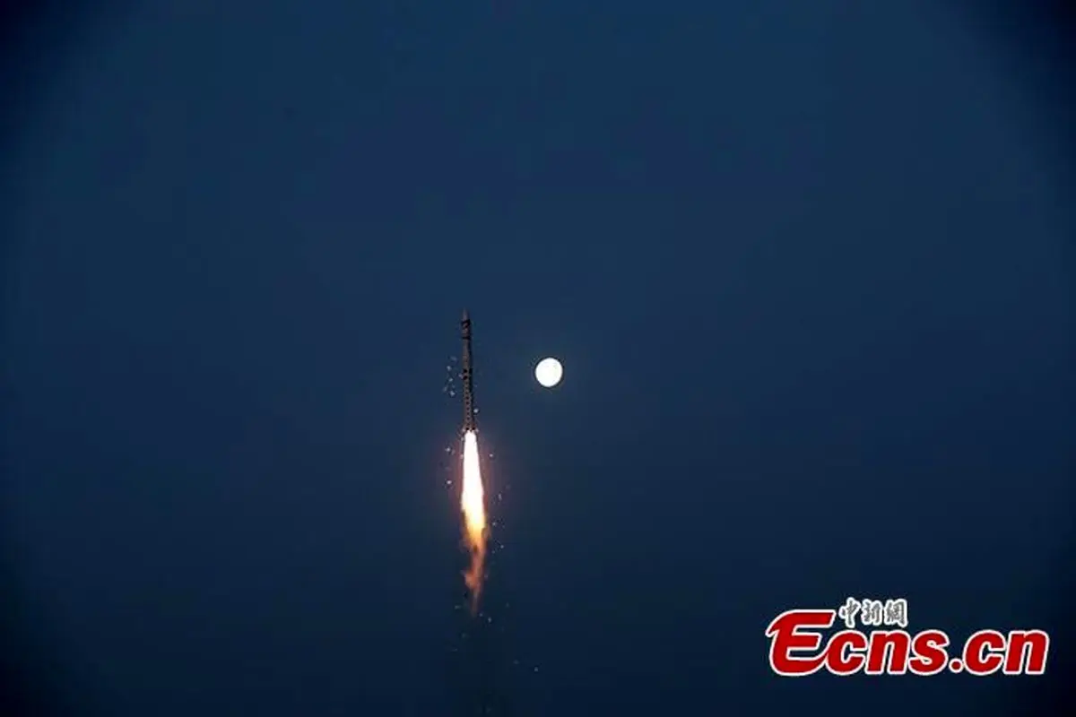 چین دو ماهواره به مدار زمین ارسال کرد