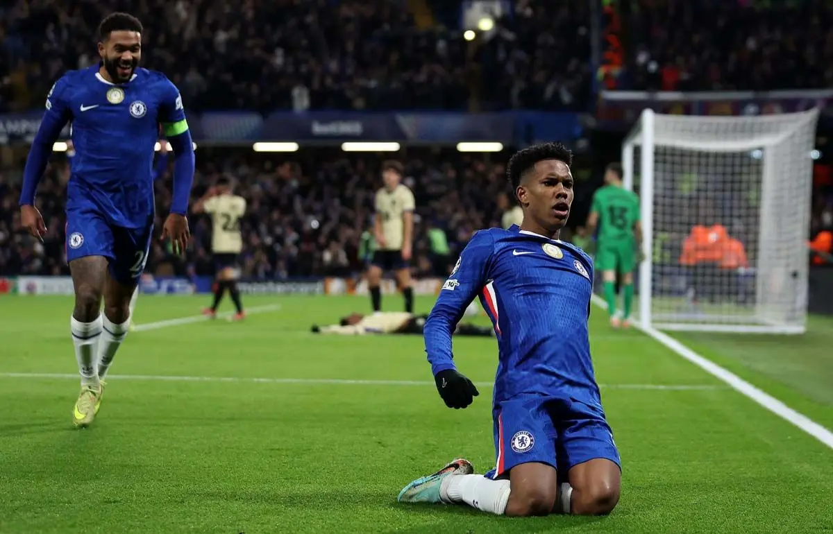 نتایج بازی های سه شنبه شب لیگ قهرمانان؛ از شکست سنگین بارسلونا تا باخت منچسترسیتی